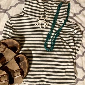 Old Navy White and Gray Striped Hoodie Medium